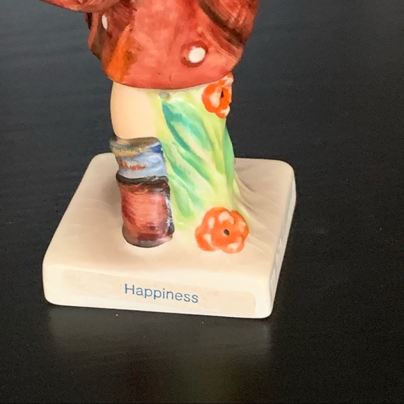 Happiness - Hummel Figurine #86 TMK6 - Picture 5 of 8